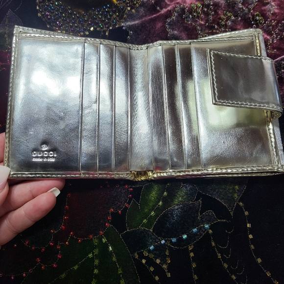 EUC Gucci Wallet - Picture 11 of 15